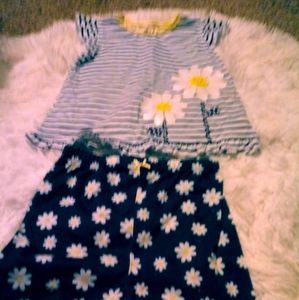 Little Me 2 piece outfit size 3T